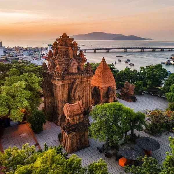 Tháp Bà Ponagar